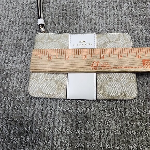 Coach Wristlet Wallet Light Brown Corner Zip Size Small - Picture 2 of 8